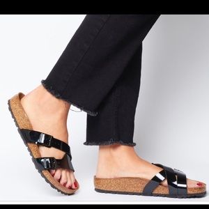 Birkenstock Yao Black Patent Leather Sandals. 38